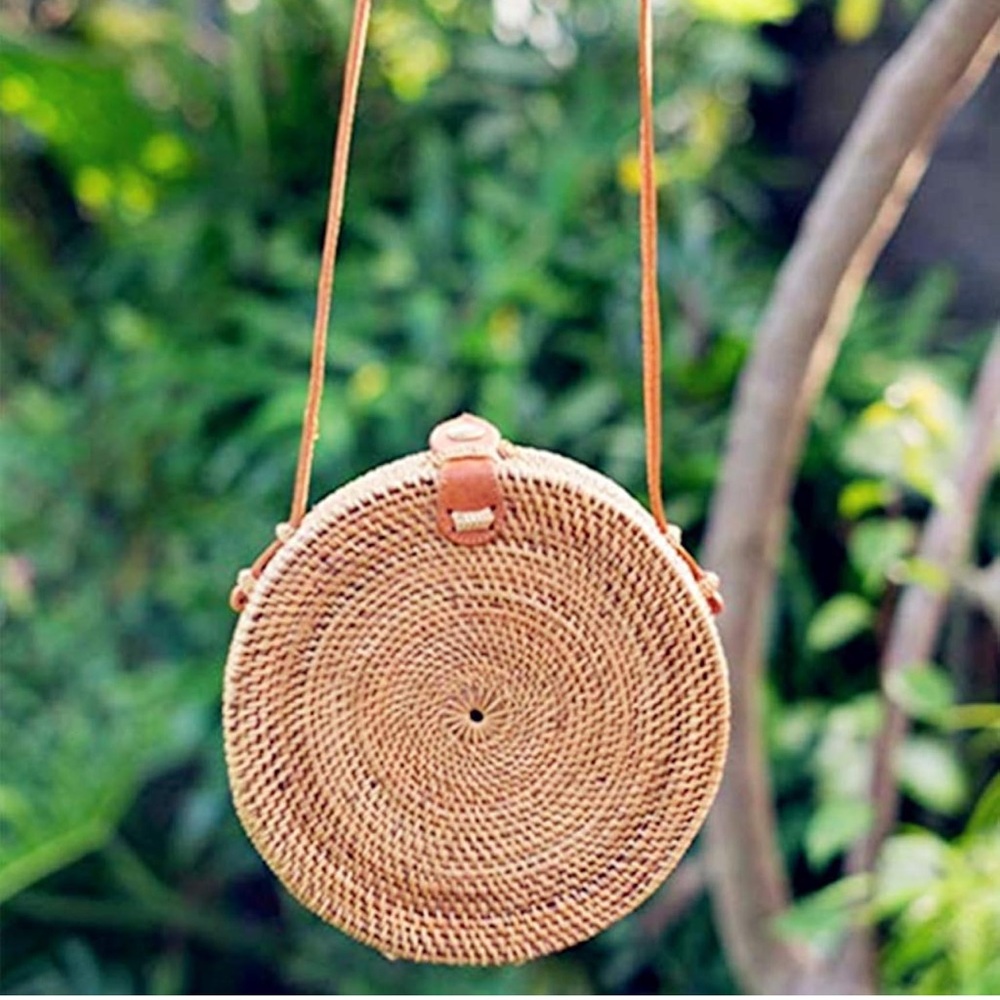 Chic Tan Woven Crossbody Bag